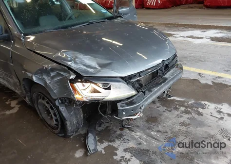 2017 Volkswagen Jetta 1.4T S z USA, uszkodzony, nr VIN 3VW167AJ7HM244933